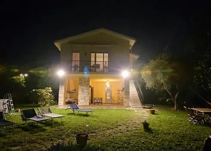 La Magnolia - Private Access, Garden, Views Apartment Lazise