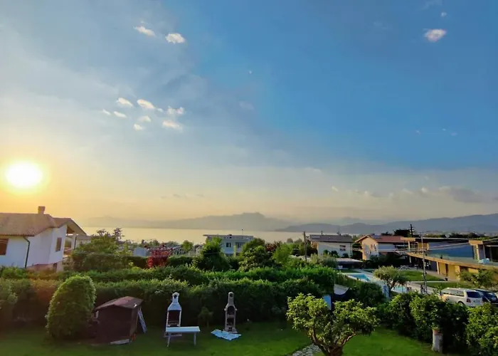 Apartment La Magnolia - Private Access, Garden, Views *