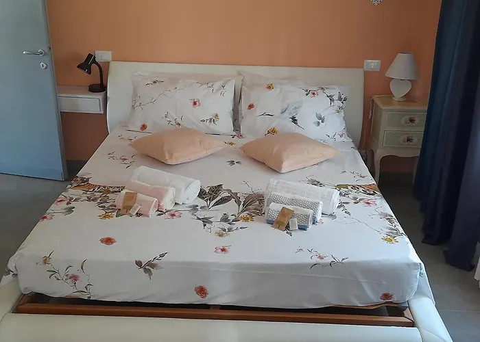 Apartment La Magnolia - Private Access, Garden, Views *