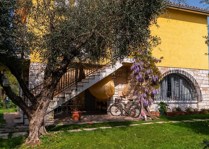 La Magnolia - Private Access, Garden, Views *