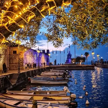 La Magnolia - Private Access, Garden, Views شقة لاتيزي