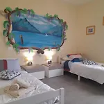La Magnolia - Private Access, Garden, Views *
