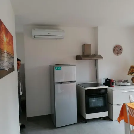 Apartamento La Magnolia - Private Access, Garden, Views Lazise